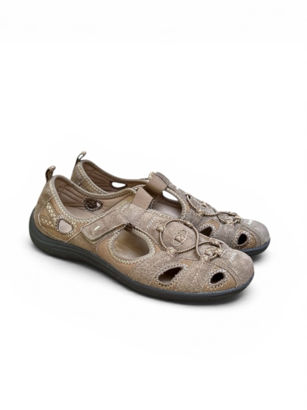 Earth Origins “Carmen” Leather Closed Toe Outdoor Sandal in Tan Size 9 1/2